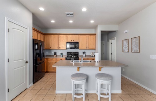 Power Ranch Haus | IDEAL LOCATION Siding a Park and Near Community Pools & Golf Course!