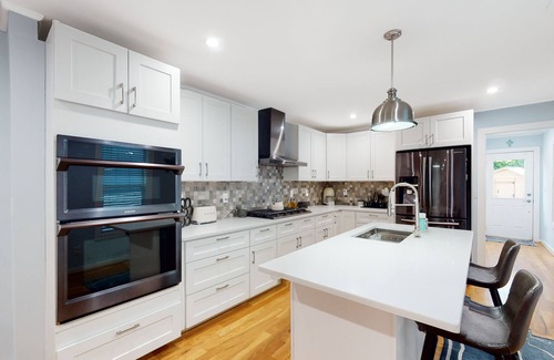 Reynoldstown Haus | Ideally located home with a large yard, bikes, board games & AC - dog-friendly