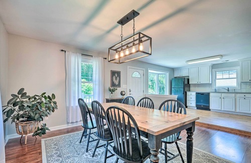 Green Haven Haus | Idyllic Pasadena Retreat with Garden + Hot Tub!