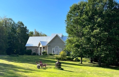 Potton Haus | SCHÖNES HAUS, BERGBLICK, WALDWEGE & PFERDE