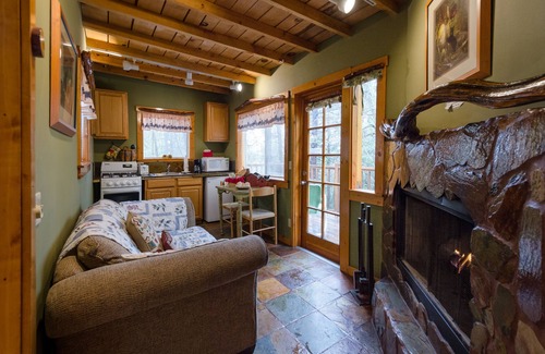 Idyllwild Bed & Breakfast | Idyllwild Bunkhouse