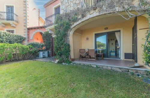 Porto San Paolo Wohnung | Il Poggio A3 With Shared Pool - Happy Rentals