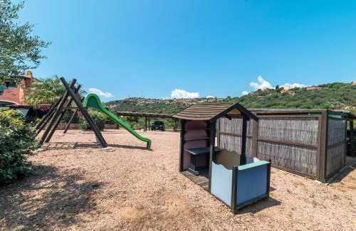 Porto San Paolo Wohnung | Il Poggio A3 With Shared Pool - Happy Rentals