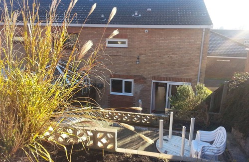 Severn Beach Haus | Immaculate 3-Bed House in Bristol with fast wifi