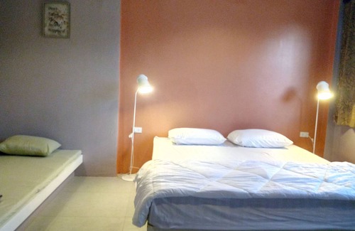 Talat Yai Haus | In Phuket House