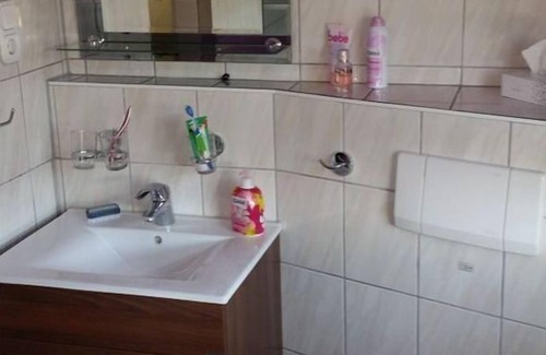 Blumenholz Haus | in Weisdin Modern retreat