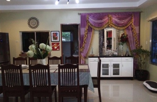 Looc Haus | In-Yu's Place