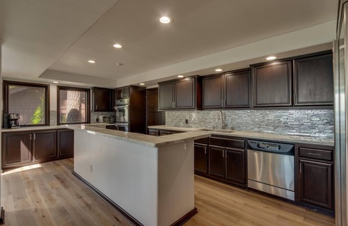 Incline Village Haus | Incline Oasis - Lakeview: 6 BR / 5 BA fünf Schlafzimmer in Incline Village, Schlafmöglichkeiten für 14