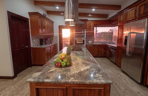 Playa Hermosa Haus | Unvergleichlich: Ocean View Property. 10 Minuten von Los Suenos Marina. Gated.