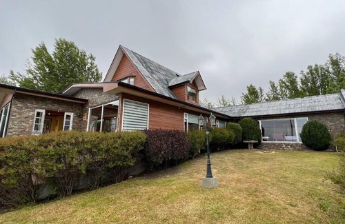 Punta Arenas Haus | Incredible House in front of Strait of Magellan