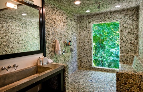 Punta Gorda Resort | Incredible Suite w/ Jungle Views, Walk-In Shower, Screened Balcony, & WiFi
