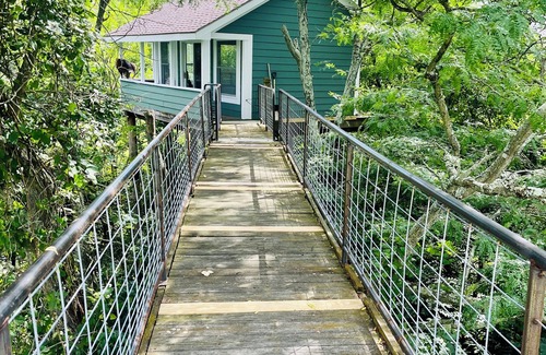 London Hütte | Incredible Treeline Views! The treehouse guest house, where the bison roam.