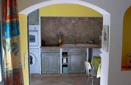 Tourrettes-sur-Loup Wohnung | . Unabhängigkeitskomfort ruhiger Swimmingpool mediterraner Garten