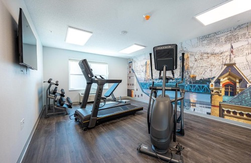 Houghton Hotel | Independence Stay Hotel and Long term suites