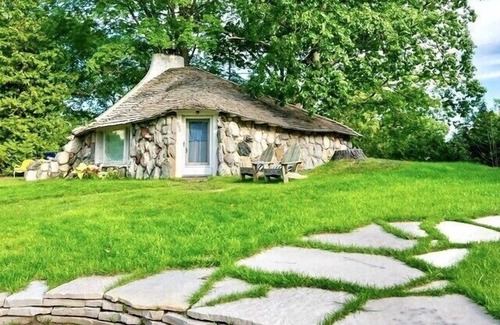 Charlevoix Hütte | Inhabit Ein Hobbit-Haus!