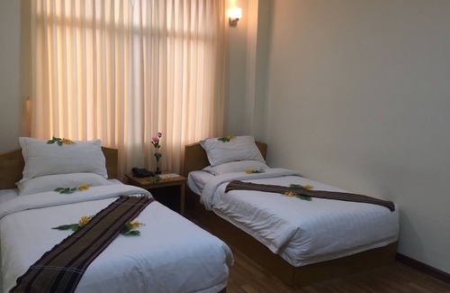 Nyaungshwe Hotel | Inle Star Hotel