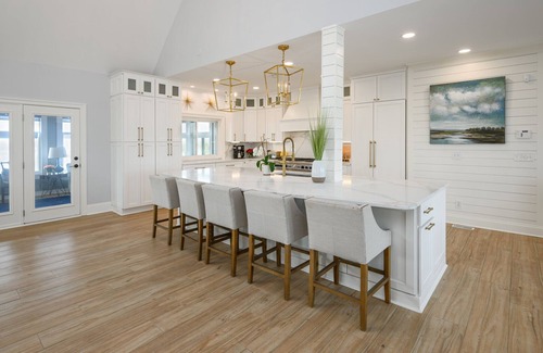 Inlet Harbour Haus | Inlet Front 5 BR Pet Friendly Beach House with Private Pool and Hot Tub! Lunasea