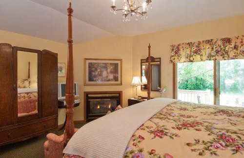 Jackson Hotel | Inn at Ellis River