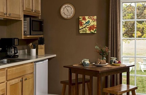 Rock Hall Bed & Breakfast | Inn at Huntingfield Creek