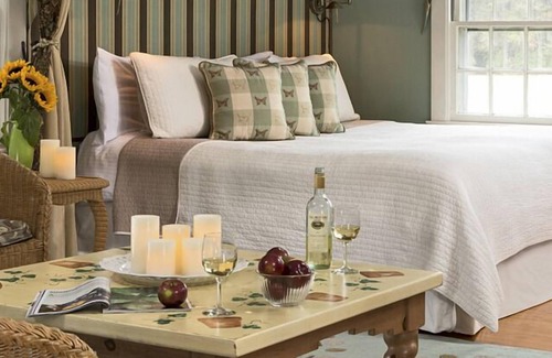 Rock Hall Bed & Breakfast | Inn at Huntingfield Creek