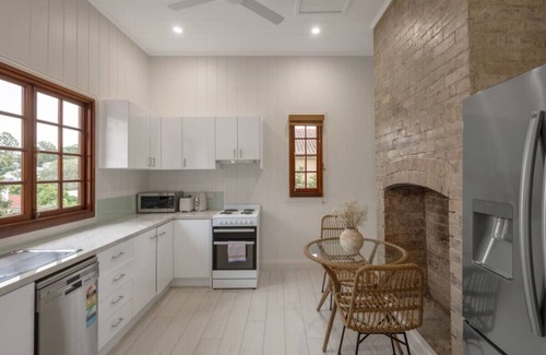 Highgate Hill Haus | Inner-City 6BR Family-friendly House@Highgate Hill