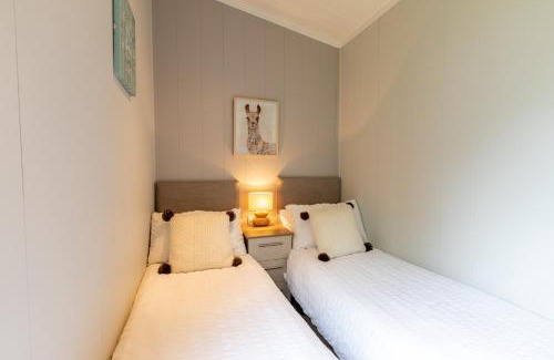 Tewitfield Kabine | Inside No 1 Retreat Carnforth