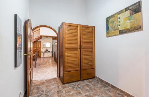 Barrio Las Parcelas Haus | Intimate Earthy Vibe - Bedroom in a Tropical Paradise