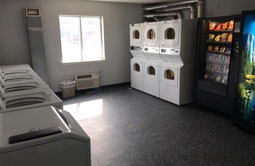 Woods Cross Hotel | InTown Suites Extended Stay Salt Lake City UT - Woods Cross