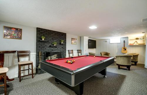 Richfield Haus | Inviting Minneapolis Vacation Rental with Game Room!
