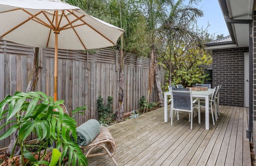 Geelong West Haus | Inviting West Addis Unit I Bring Your Pet