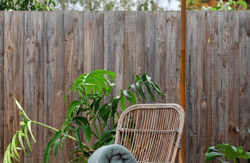 Geelong West Haus | Inviting West Addis Unit I Bring Your Pet