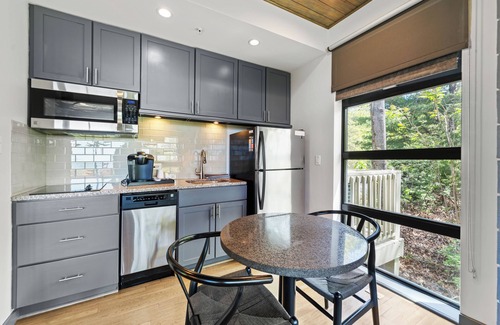 Waynesboro Resort | Iris Inn and Cabins