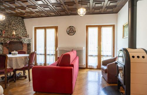 Ballabio Wohnung | IRIS - Relaxing Alpine Getaway at Ballabio