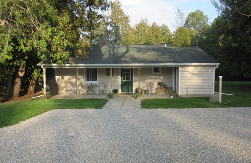 Charlevoix Haus | IRONTON COTTAGE - Haus mit zwei Schlafzimmern - tolle Lage