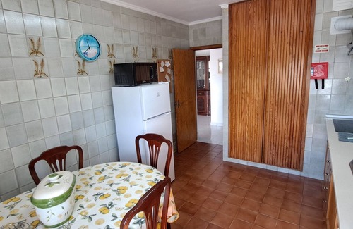 Algueirao - Mem Martins Wohnung | Isabel Dream V, 200m from the train, 5 Km from SINTRA.