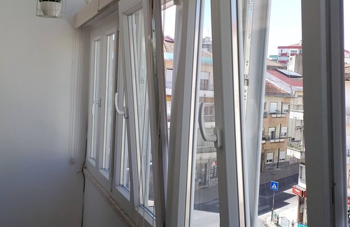Algueirao - Mem Martins Wohnung | Ferienwohnung in Mem Martins, 4 Km von Sintra