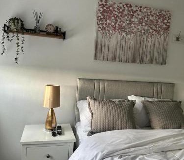 Hockley Bed & Breakfast | Isabella Rooms