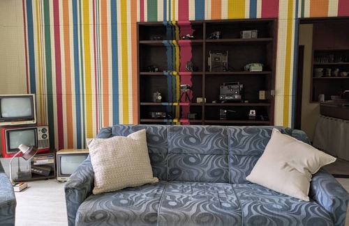 Ise Villa | Ise Blue Villa main building and detached house｜A space filled with playfulness and attention to detail, adjacent to the forest, with outdoor chill space, accommodates 15 people