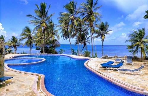 Shanzu Wohnung | Isha’s beachfront 3 bedroom paradise