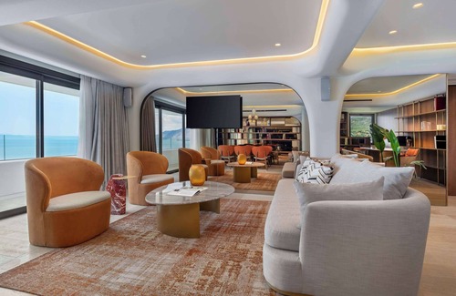 Agii Theodori Resort | Isla Brown Corinthia Resort & Spa, Curio Collection Hilton
