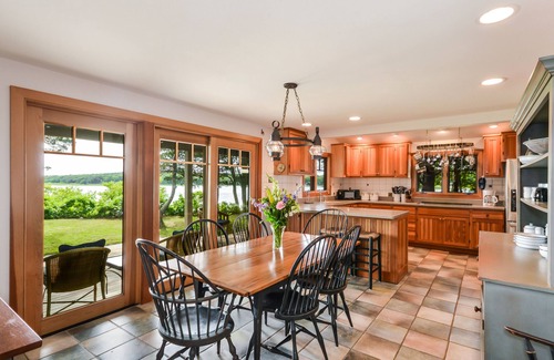 Cataumet Haus | Insel Oase mit 1/4 Meile privaten Sandstrand