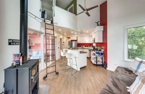 Fox Lake Kabine | Island Retreat on Pistakee Lake: Deck & Gas Grill!