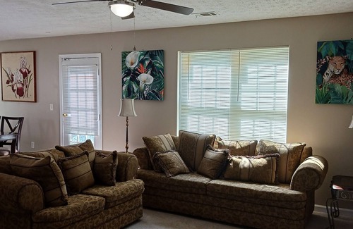 Douglasville Haus | It's a home away from home.