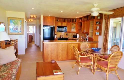 Kapaa Eigentumswohnung | Es geht nur um die Aussicht! Remodeled Oceanfront Condo am Pono Kai in Kapaa
