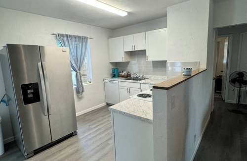 Ormond-by-the-Sea Haus | It's beach time! Enjoy the sunshine!