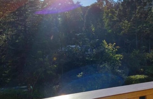 Visconde de Maua Haus | It's close to the center, cozy and ideal for resting and sightseeing.