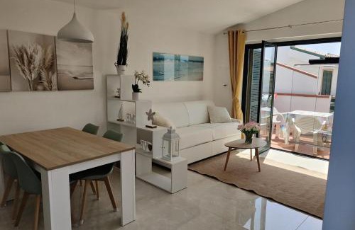 Contrada Taverna Wohnung | Maxine Mare Blu - Sleeps 4 - 3 Mins To Beach