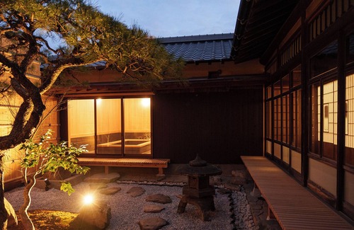 Itoshima Haus | Itoshima Fukae Old Private House Inn Renovated from an old private house more than 100 years old.