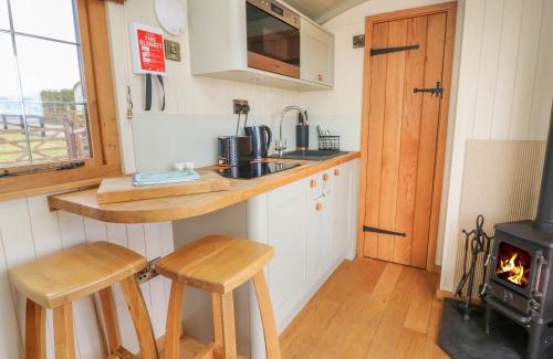 Rhayader Haus | Ivy's Way