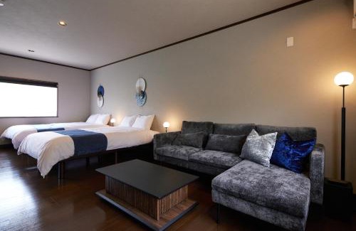 Yunohana Haus | IZA cominca 萬